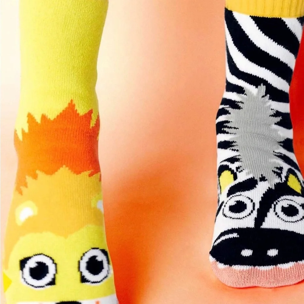 NWT PALS Toddler Lion and Zebra mismatched Grip Socks - age 1/3